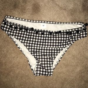 Bikini bottoms - M
